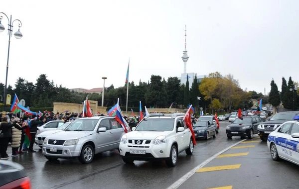 Жители Баку отметили освобождение Лачина, организовав автопробег - ФОТО