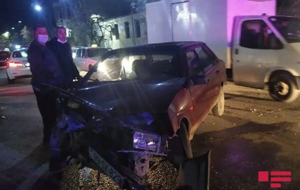 Gəncədə zəncirvari yol qəzası baş verib - FOTO