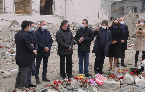 İtaliya Parlamenti Deputatlar Paltasının nümayəndə heyəti Gəncəyə səfər edib - FOTO