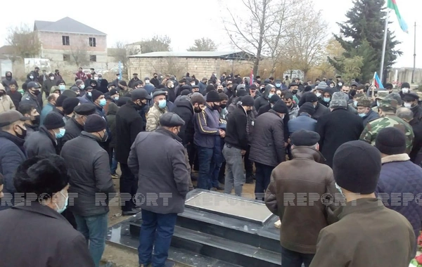 Biləsuvarda şəhid gizir dəfn edilib - FOTO