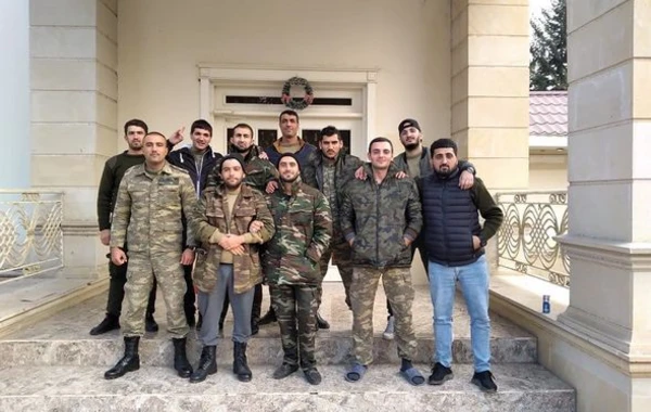 Ordumuza çörək bişirən aşpaz: “İnana bilmirəm ki, kitablarda oxuduğum Qarabağı gəzirəm” - VİDEO