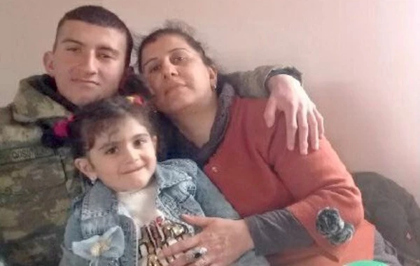 Şəhid anasından nümunəvi addım: Birdəfəlik yardımı Ordumuza bağışladı - FOTO