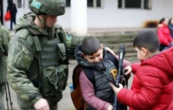 Rusiya sülhməramlıları erməni separatçılarının xilaskarı rolunda: Moskva açıqlama verməlidir - TƏHLİL