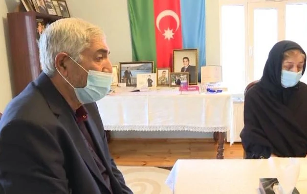 Saatlının tarix yazan tarix müəllimi - FOTO