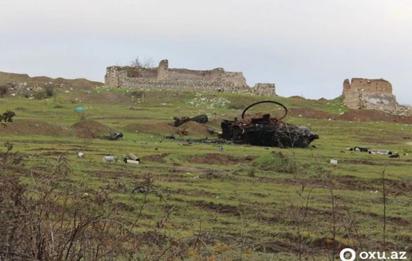 Düşmənin məhv edilən texnikaları - FOTOREPORTAJ
