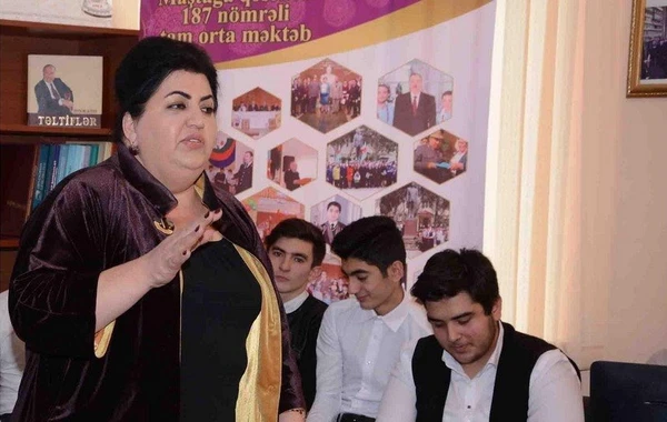 İşdən çıxarılan direktor danışdı: "Əsəblərimi qorumaq üçün istefa verdim"