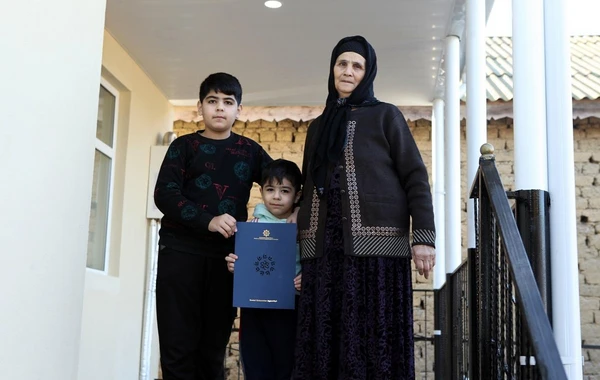 Daha 43 şəhid ailəsi və Qarabağ müharibəsi əlilinə evlər verildi - FOTO