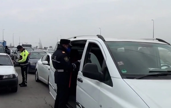 Bakı qeydiyyatında olmayan sərnişinləri daşıyan sürücülər saxlanıldı - VİDEO/FOTO