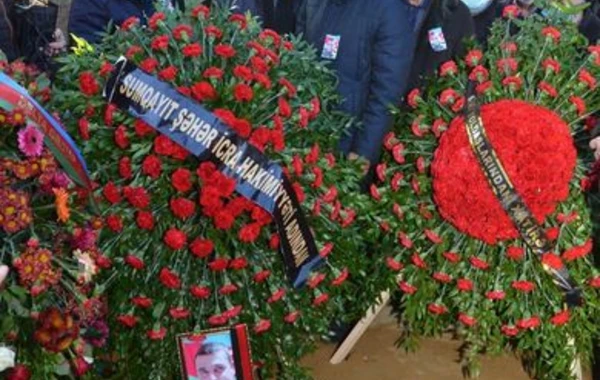 Şəhid kapitan Anar Heydərov Sumqayıtda torpağa tapşırılıb - FOTO