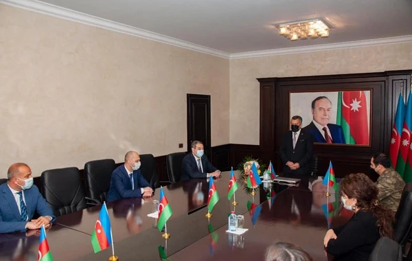 Nərimanov RİH-in müharibədən qələbə ilə qayıdan əməkdaşı belə qarşılandı – FOTO