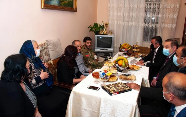 Nərimanov RİH-in müharibədən qələbə ilə qayıdan əməkdaşı belə qarşılandı – FOTO
