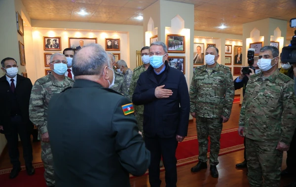 Минобороны о визите Хулуси Акара в Баку - ФОТО