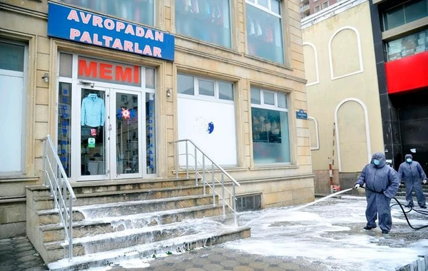 Предупреждение для жителей Баку: Не выходите на улицу! - ФОТО