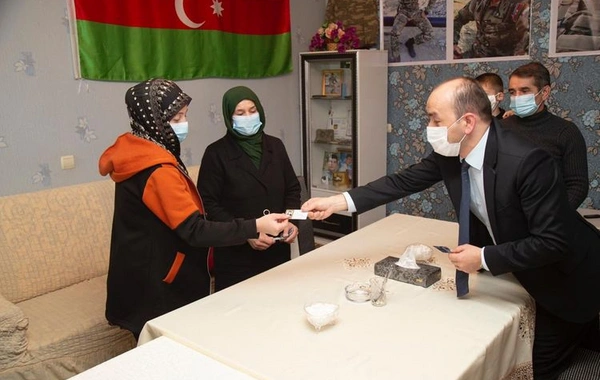 Nazirlik əməkdaşları daha 3 rayonda şəhid ailələri ilə görüşüblər - FOTO