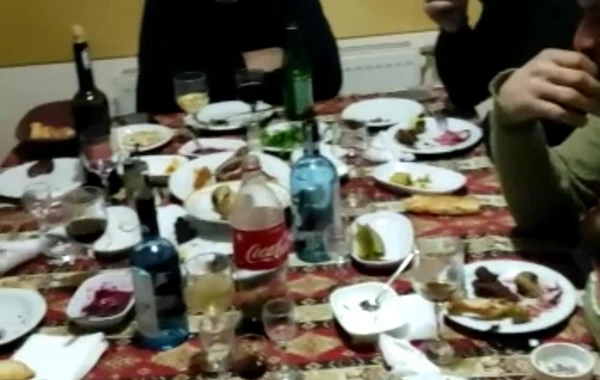 Karantin qaydalarını pozan kafe aşkarlandı - FOTO