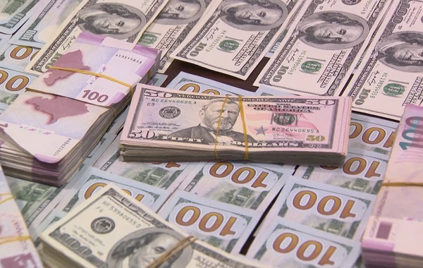 Bakıda 1 ABŞ dollarını 1.74 AZN-ə satan şəxs tutuldu - VİDEO