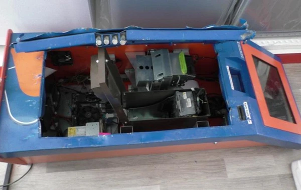 "E-manat" və "MilliÖn"dən külli-miqdarda pul oğurlanıb - FOTO