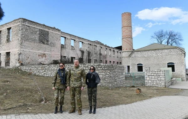 Ильхам Алиев заложил фундамент аэропорта в Физулинском районе - ВИДЕО