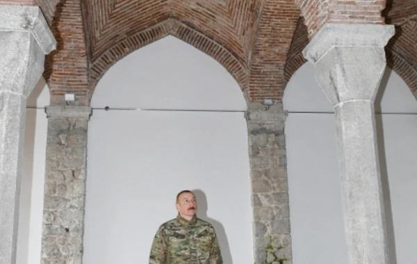 Ильхам Алиев заложил фундамент аэропорта в Физулинском районе - ВИДЕО