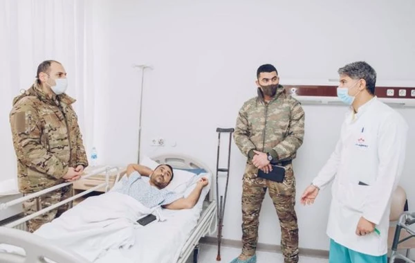 “YAŞAT” Fondu üç qazini əməliyyat etdirib - FOTO