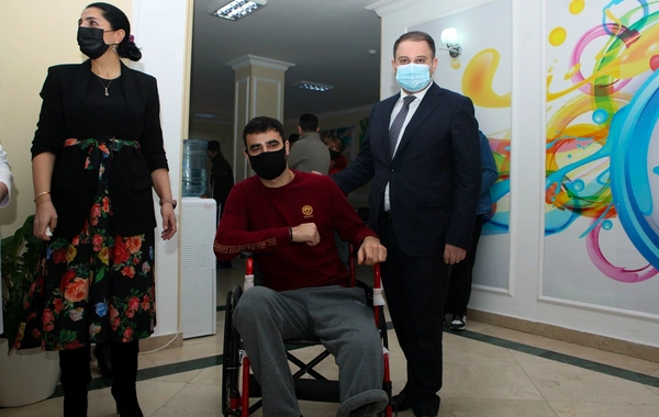 Sosial-psixoloji reabilitasiyaya cəlb olunan qazilərlə görüş olub - FOTO