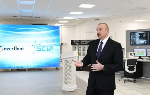 Ильхам Алиев заложил фундамент двух заводов в Сумгайытском химическом промышленном парке - ФОТО