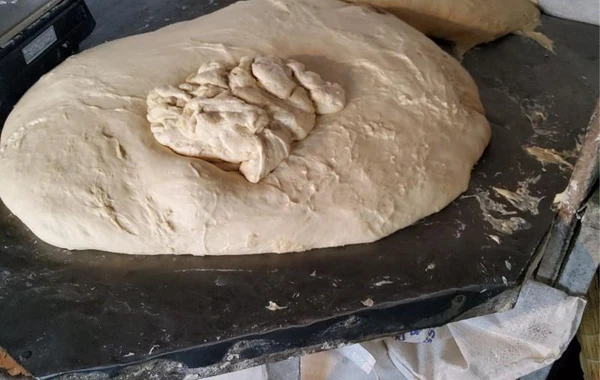Bu çörəkləri almayın! - Daha bir çörək sexi bağlandı - FOTO