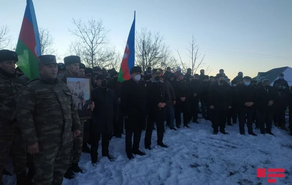 Azərbaycan Ordusunun minaya düşərək şəhid olan əsgəri Qusarda dəfn edilib