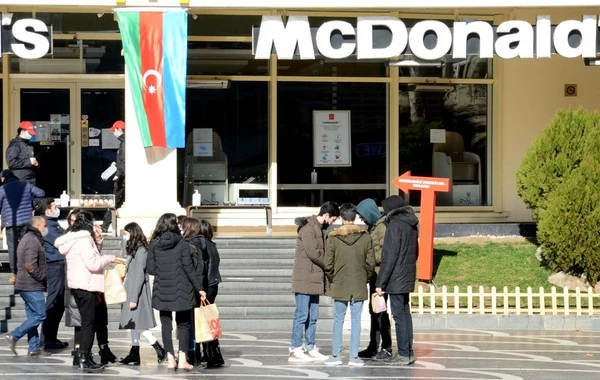 "Torqovı"nın bağlı qalan obyektləri - Bakını belə görməmişdiniz - FOTO