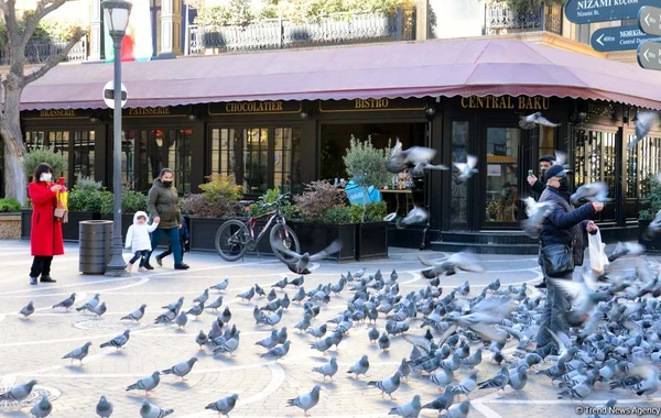 "Torqovı"nın bağlı qalan obyektləri - Bakını belə görməmişdiniz - FOTO