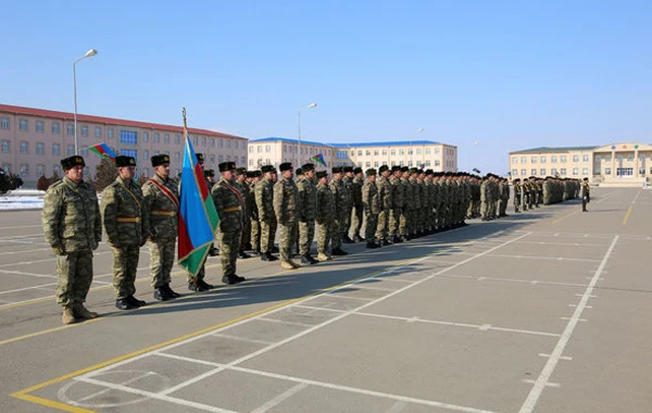 Naxçıvanda bir qrup hərbçiyə vaxtından əvvəl və növbəti hərbi rütbələr təqdim edilib - FOTO/VİDEO