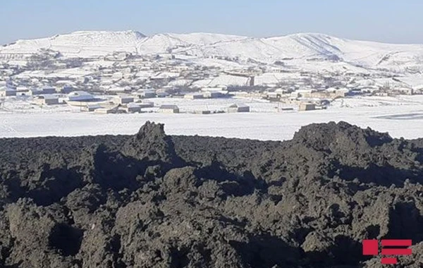 Извержение вулкана в Азербайджане, на стенах 3 домов появились трещины - ФОТО