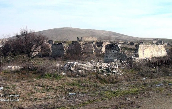 Ermənilərin dağıtdığı daha bir kəndin görüntüləri - VİDEO