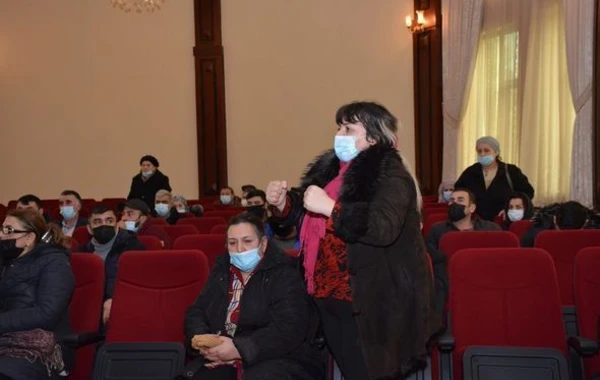 Мехрибан Алиева взяла под контроль ситуацию в связи со взрывом в Хырдалане - ФОТО