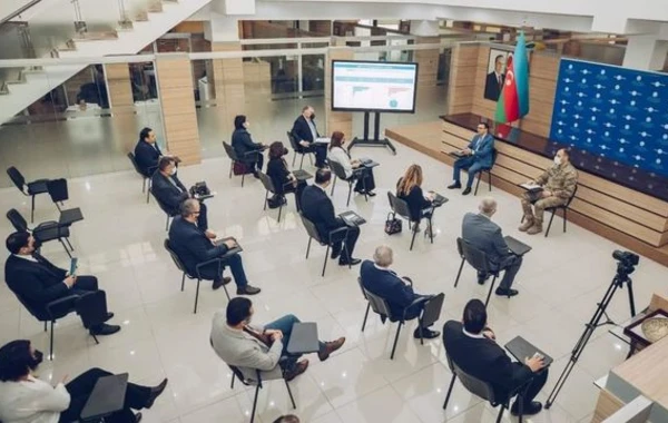 Media rəhbərləri Ülvi Mehdiyevlə “YAŞAT”ın fəaliyyətini müzakirə etdilər – FOTO