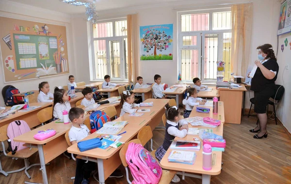 Bakıda 5 müəllim, məktəbəhazırlıq qrupuna cəlb olunan 1 uşaq koronavirusa yoluxub