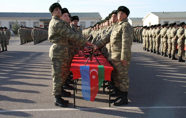 Azərbaycan Ordusunda andiçmə mərasimləri keçirilib - FOTO