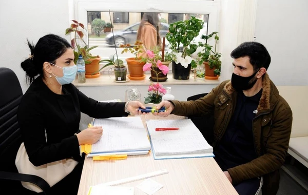 Heydər Əliyev Fondu 18 yaşadək olan şəkərli diabet xəstələrini insulinlə təmin edir - FOTO