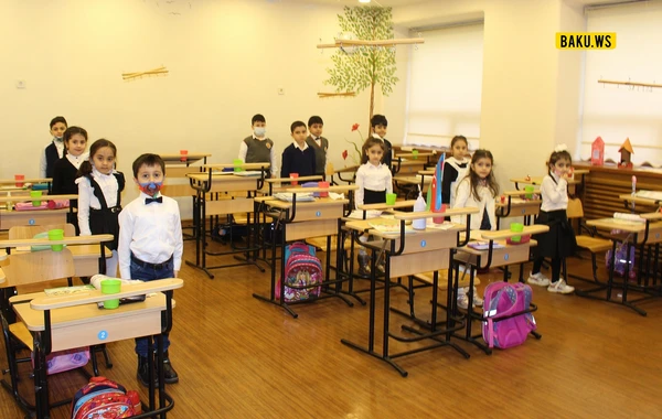 Bakı məktəblərində dərs necə təşkil edilir? - FOTOREPORTAJ