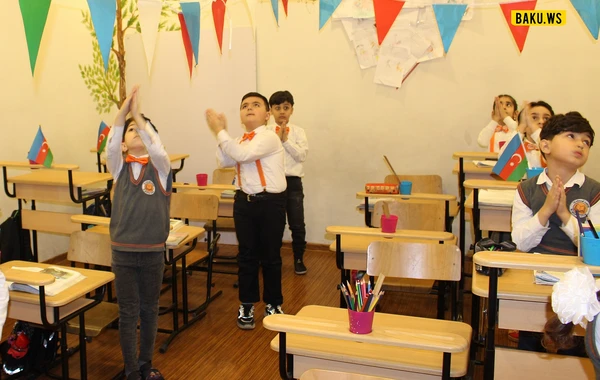 Bakı məktəblərində dərs necə təşkil edilir? - FOTOREPORTAJ
