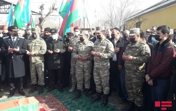 Azərbaycan Ordusunun şəhid olan hərbi qulluqçusu İmişlidə dəfn edilib - FOTO
