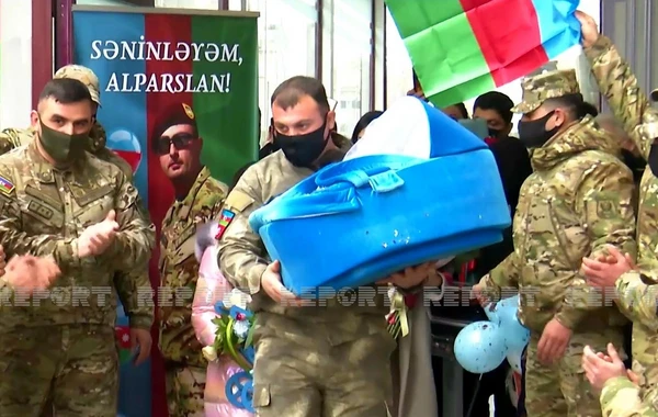 “Hadrut Fatehi”nin oğlu dünyaya gəlib