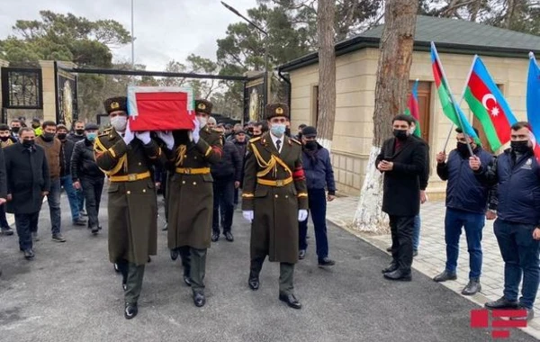 Azərbaycan Ordusunun şəhid olan daha bir hərbçisi dəfn edildi - FOTO