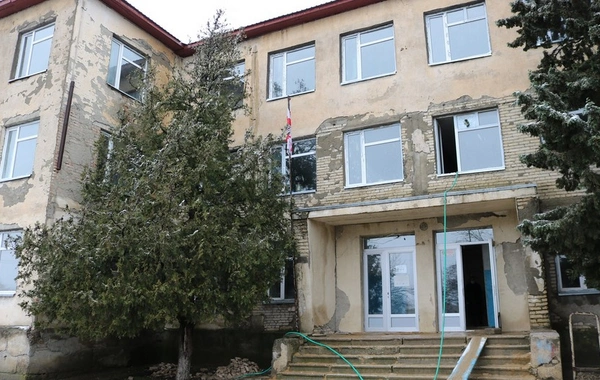 Gürcüstanda azərbaycandilli məktəbin binası bərpa olunur