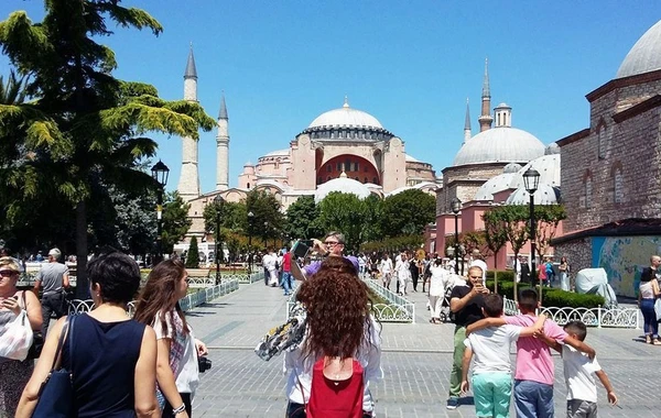 Azərbaycan vətəndaşları Türkiyəyə bu sənədlərlə gedə biləcək - SİYAHI