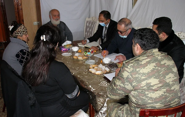 Müdafiə Nazirliyi itkin düşmüş hərbçilərin ailələri ilə görüşdü - FOTO