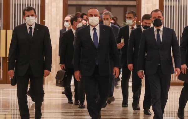 Türkiyə, Azərbaycan və Türkmənistan XİN başçılarının görüşü ilə bağlı birgə bəyanat yayılıb - FOTO