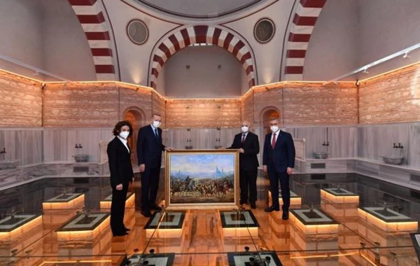 Azərbaycanlı rəssamın əsəri Türkiyə Prezidentinə hədiyyə edildi - FOTO