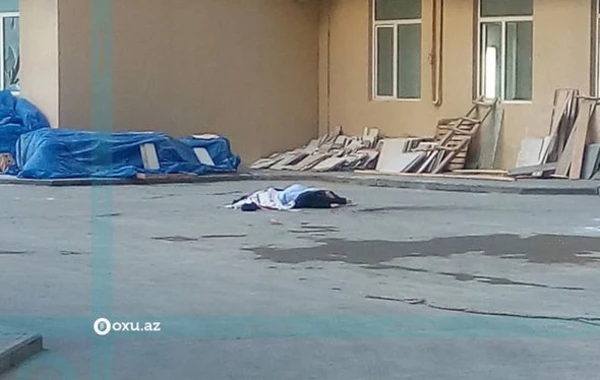 Bakıda kişi intihar etdi - Ürəyi zəif olanlar baxmasın! - FOTO