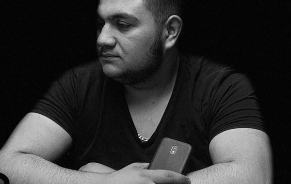 Əsgər yoldaşlarını döyüş meydanında tək qoymayan Şəhid Emin - FOTO/VİDEO